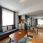 Cabbana Lara Hotel