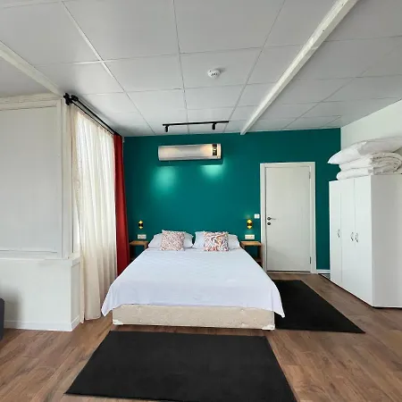 Hotel Cabbana Lara