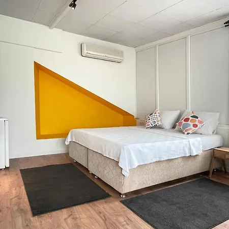 Cabbana Lara Hotel