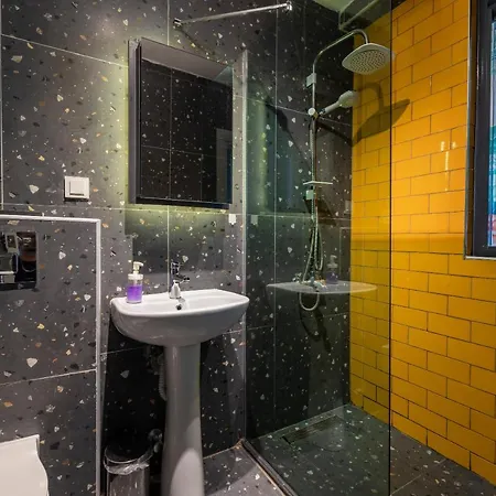 Cabbana Lara Hotel *